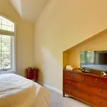 Family-Friendly Retreat Half Mi To Big Boulder Lake