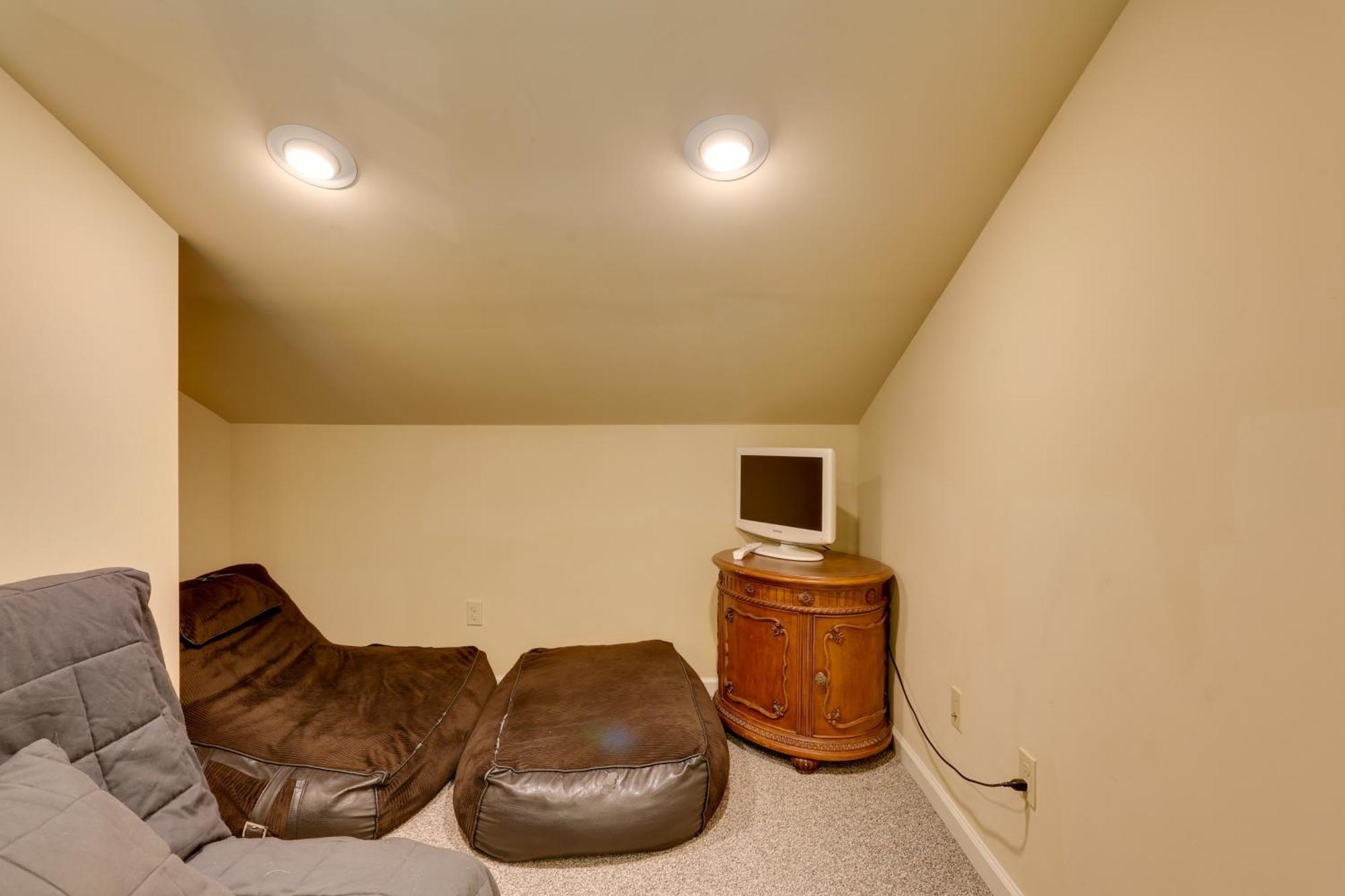 Holiday home Family-friendly Retreat Half Mi To Big Boulder Lake Harmony
