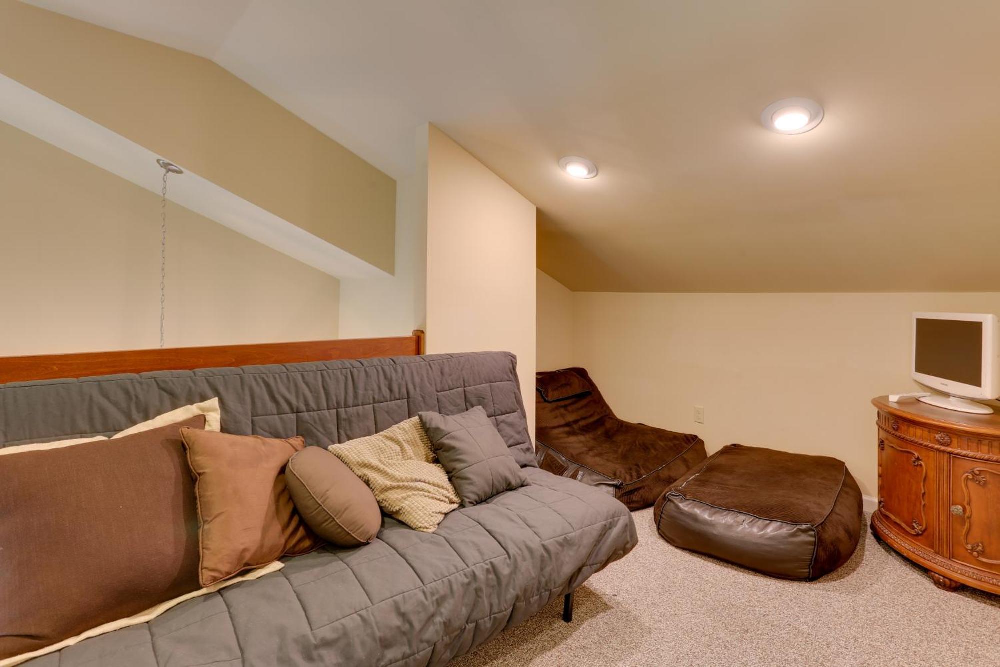 Holiday home Family-friendly Retreat Half Mi To Big Boulder Lake Harmony
