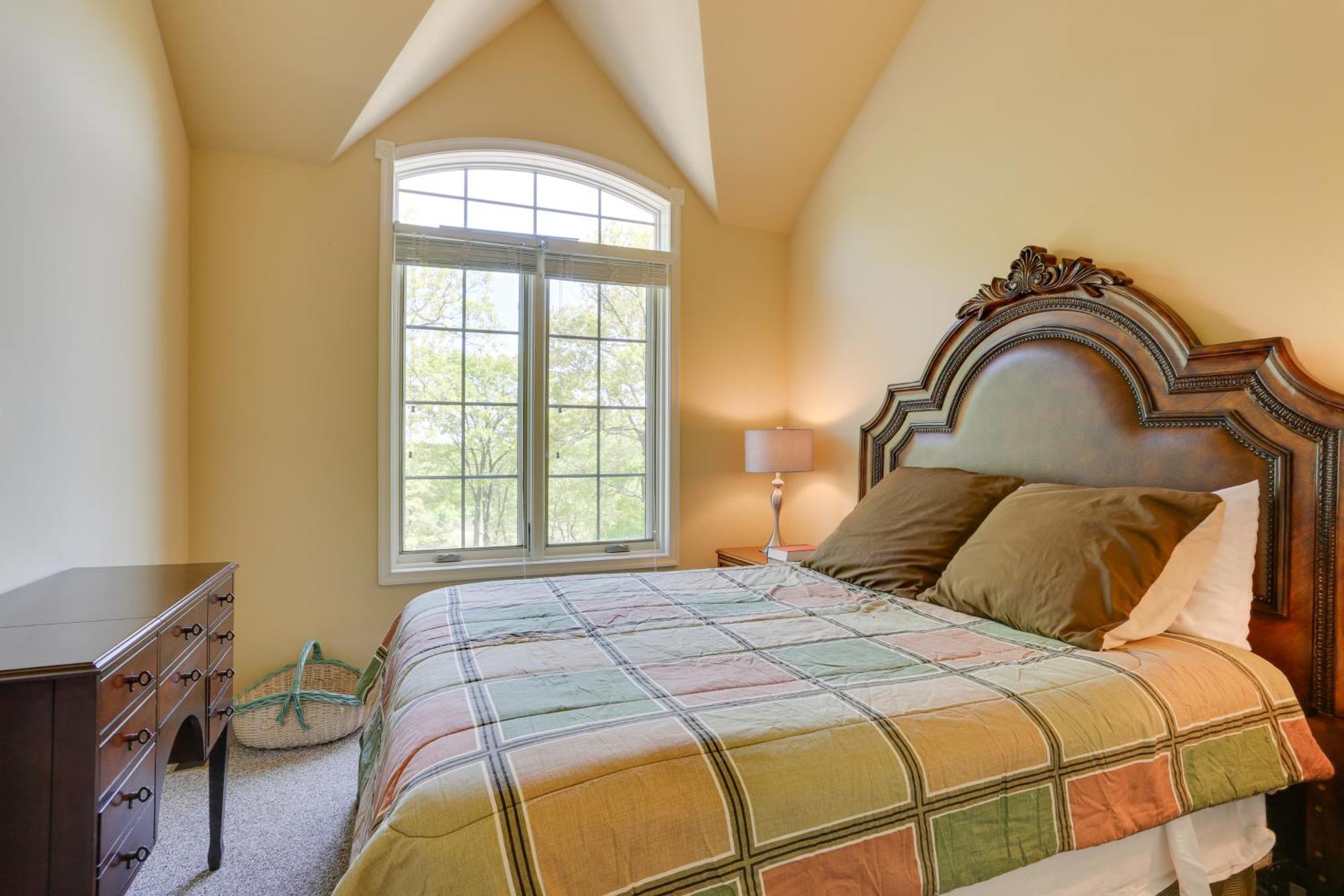 Family-friendly Retreat Half Mi To Big Boulder Lake Harmony
